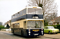 HFL 672L Whippet Coaches