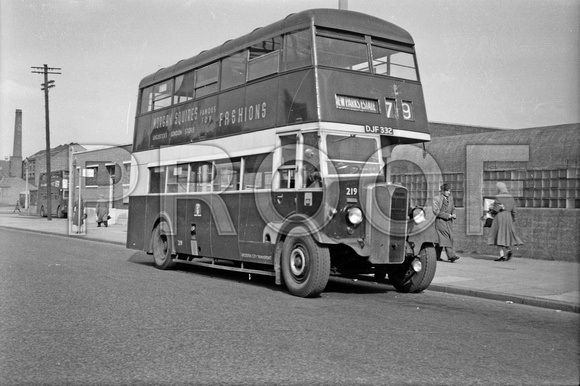 DJF 332 Leicester City Transport 219
