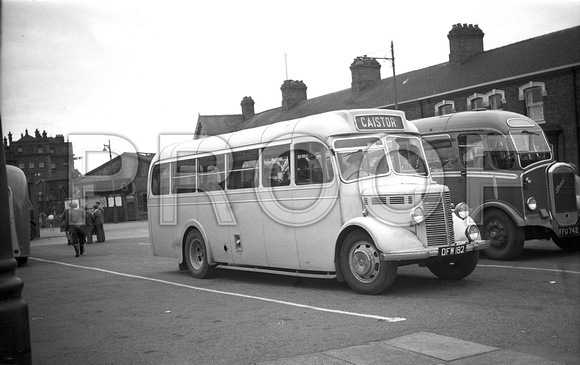 DFW 182 Brown Caister Bedford OB Duple