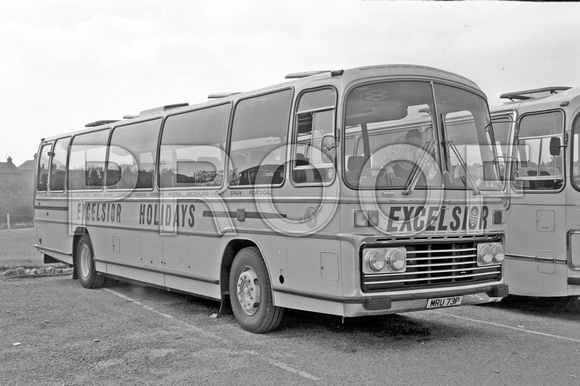MRU 73P Excelsior Ford R1114 Plaxton