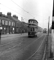 Hull Corporation tram 140 on Route D.