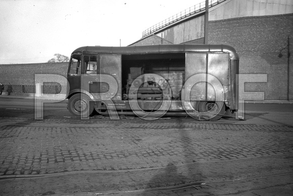 AOG 676 Birmingham City Transport 85