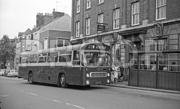 SRB 84F Chesterfield Crpn 86 Leyland Panther Neepsend .