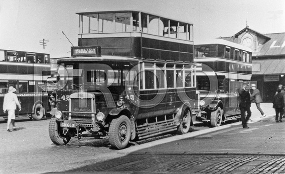 CM 6601 Birkenhead Crprn 45 Leyland LG1 Leyland