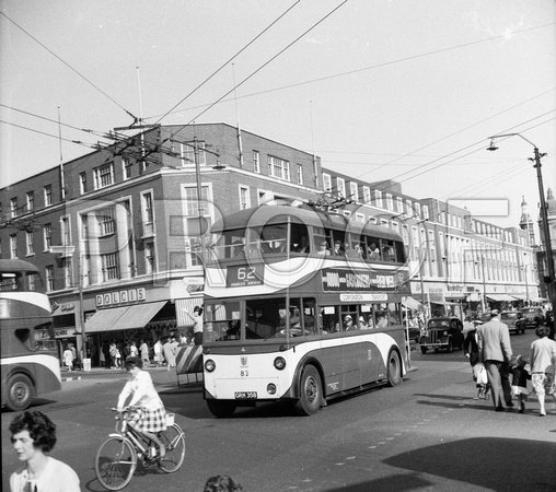 GRH 358 Trolleybus 82