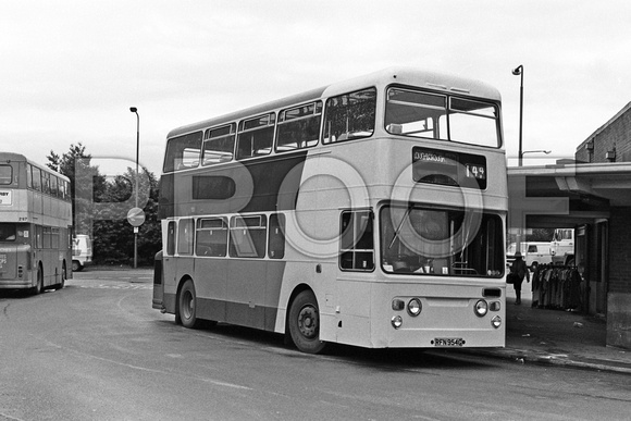 RFN 954G County Travel Daimler Fleetline Park Royal @ Leicester BS 22 Aug 87