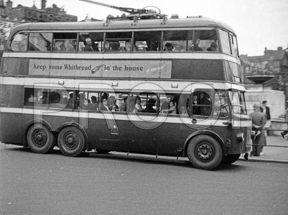 Nottingham CT 3 axle trolleybus