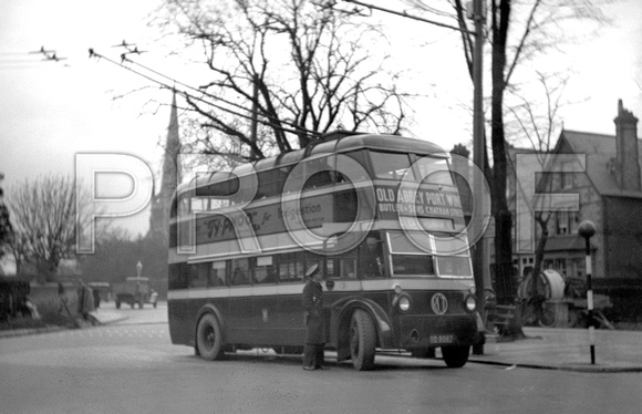 RD 8087 Reading  trolleybus 3 AEC Park Royal