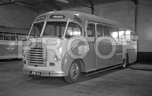 JDM 44 R Armstrong Bedford SB Duple RM02_A6080