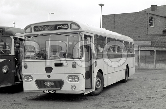 XRE 912H Poole Leyland PSU3:1R  Willlowbrook @ Newcastle June 1970