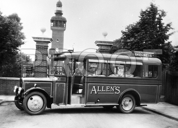 UT 7342 Allen, Mountsorrel 17 Dennis Dart Willowbrook