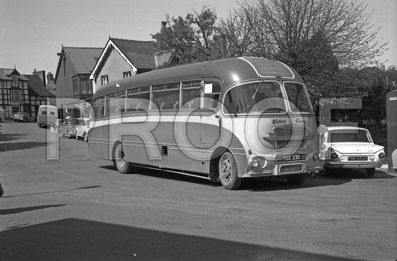 SUX 336 Clun Valley Bedford SB1 Burlingham