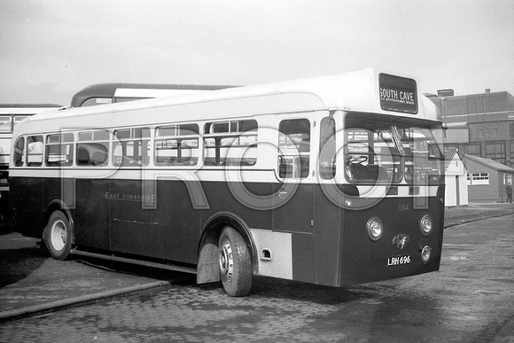 LRH 696 East Yorkshire 554