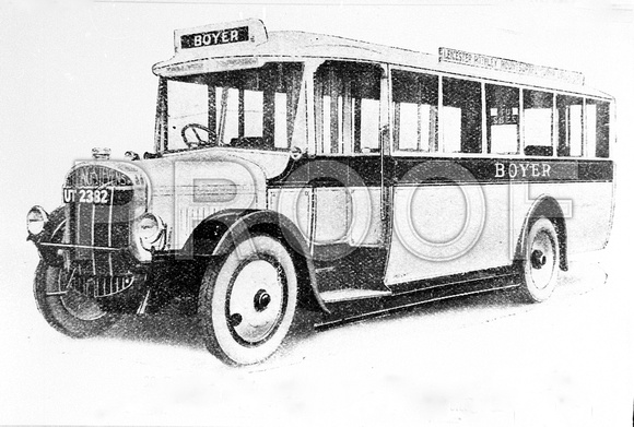 UT 2382 Boyer, Rothley TSM Express B10B Vickers