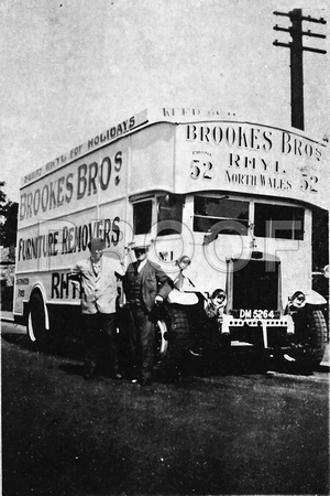 DM 5264 Brookes Bros Leyland LG1, Removal lorry