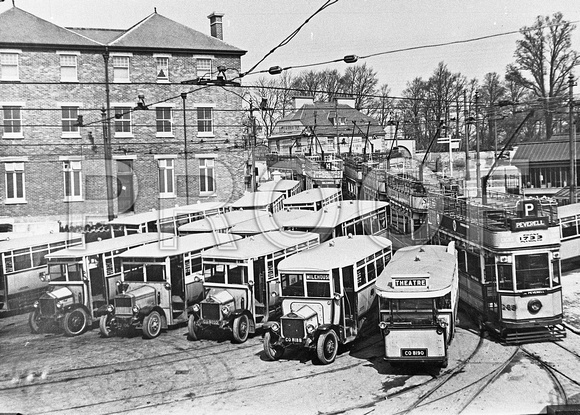 CO 8190 + others & trams