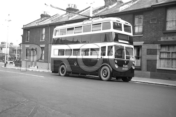 RV 8307 Portsmouth trolleybus 225