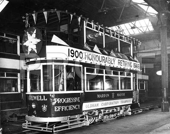 Oldham tram 4 in retiremnt livery 1946